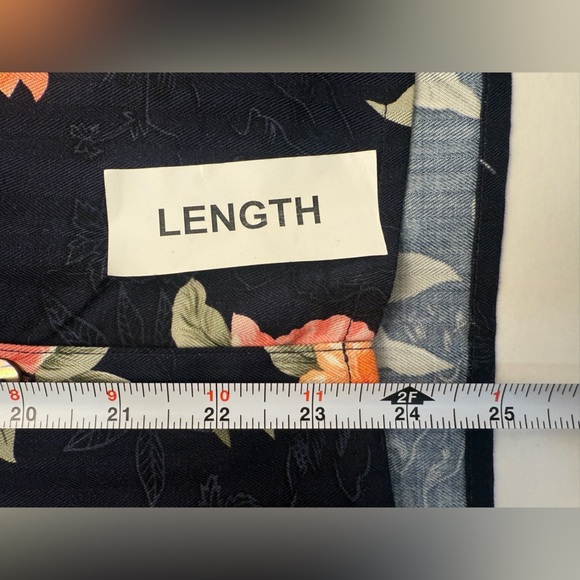 Hawaiian Button Up Blouse Hibiscus Bird of Paradise Navy Floral Jamaica Bay LG - Picture 10 of 12